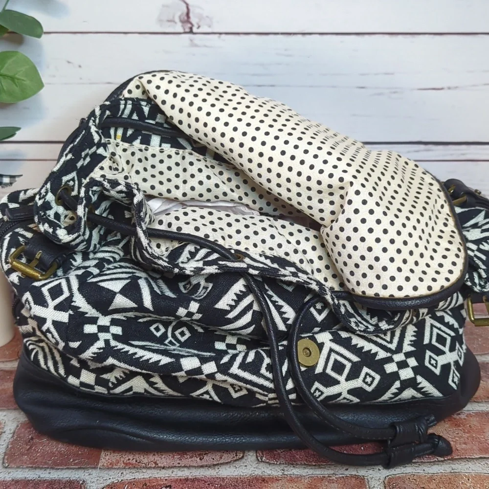 Vintage Y2K Aztec Madden Girl Black‎ and White Faux Leather Boho Tribal Backpack